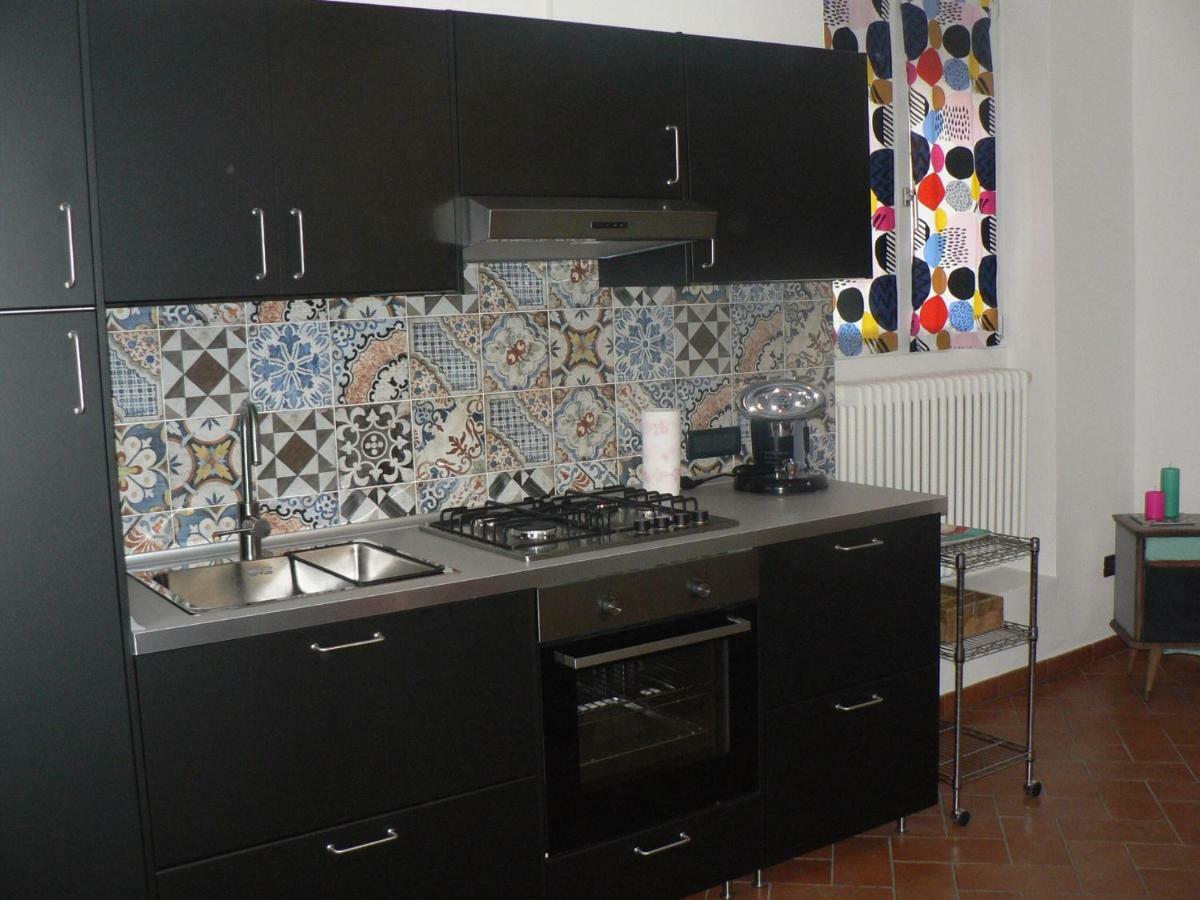 La Casa Sulla Vecchia Riva Apartment Ferrara Bagian luar foto
