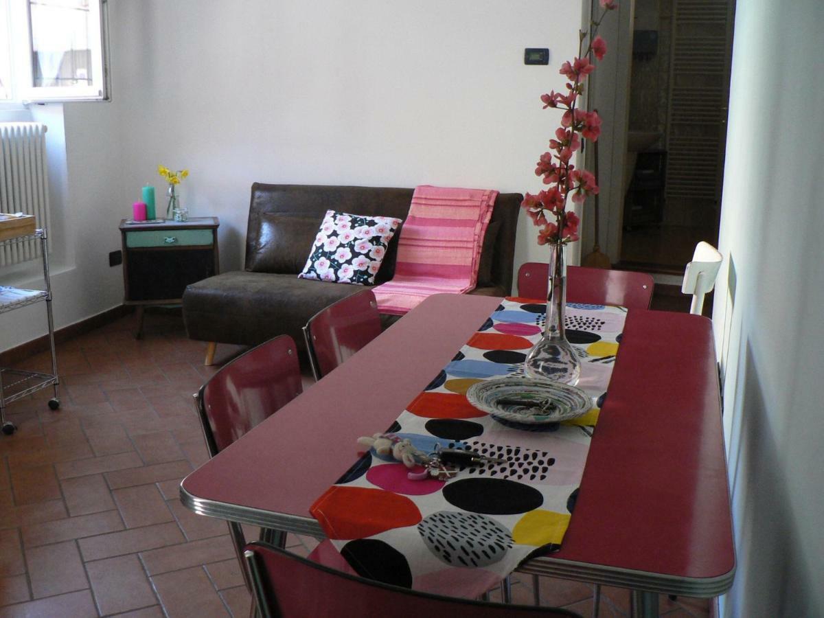 La Casa Sulla Vecchia Riva Apartment Ferrara Bagian luar foto